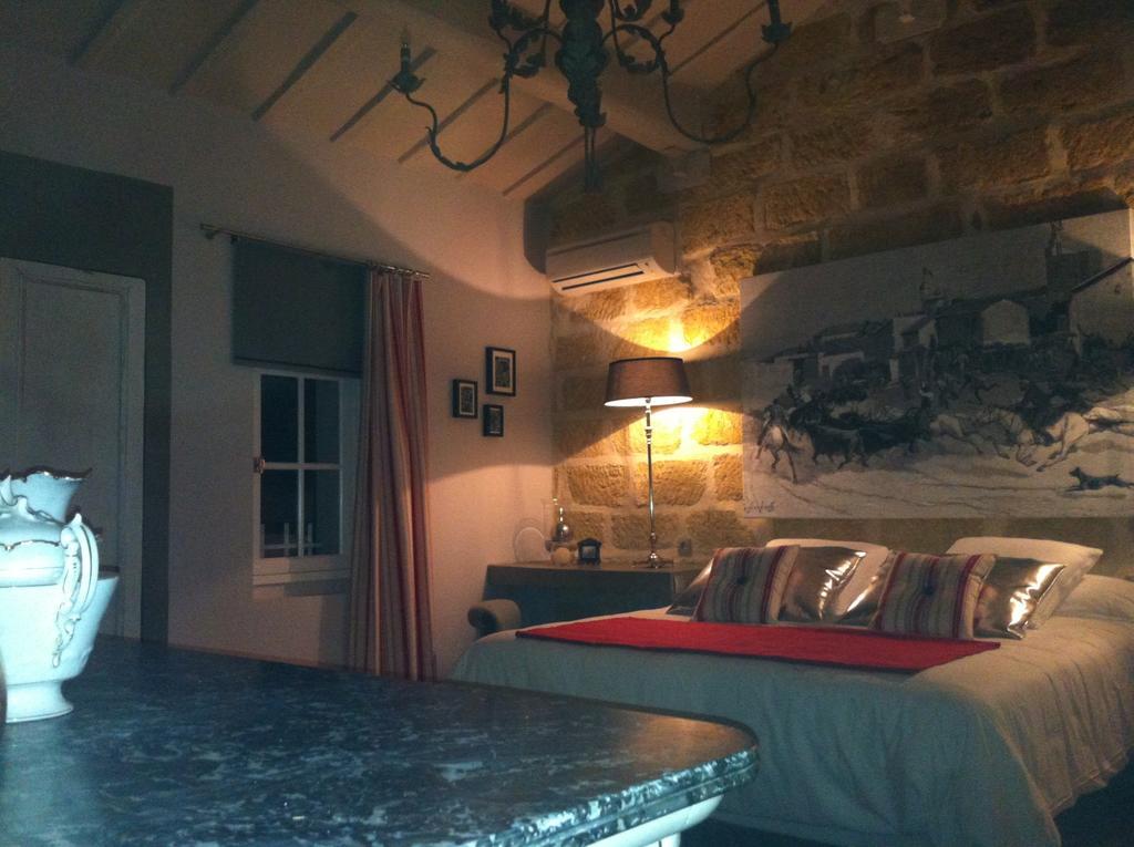 Hotel Le Moulin De Saint Laurent Habitación foto