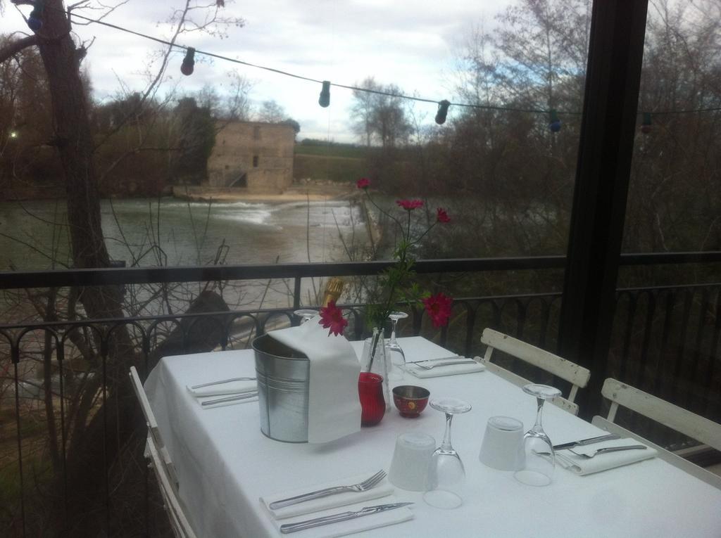 Hotel Le Moulin De Saint Laurent Exterior foto